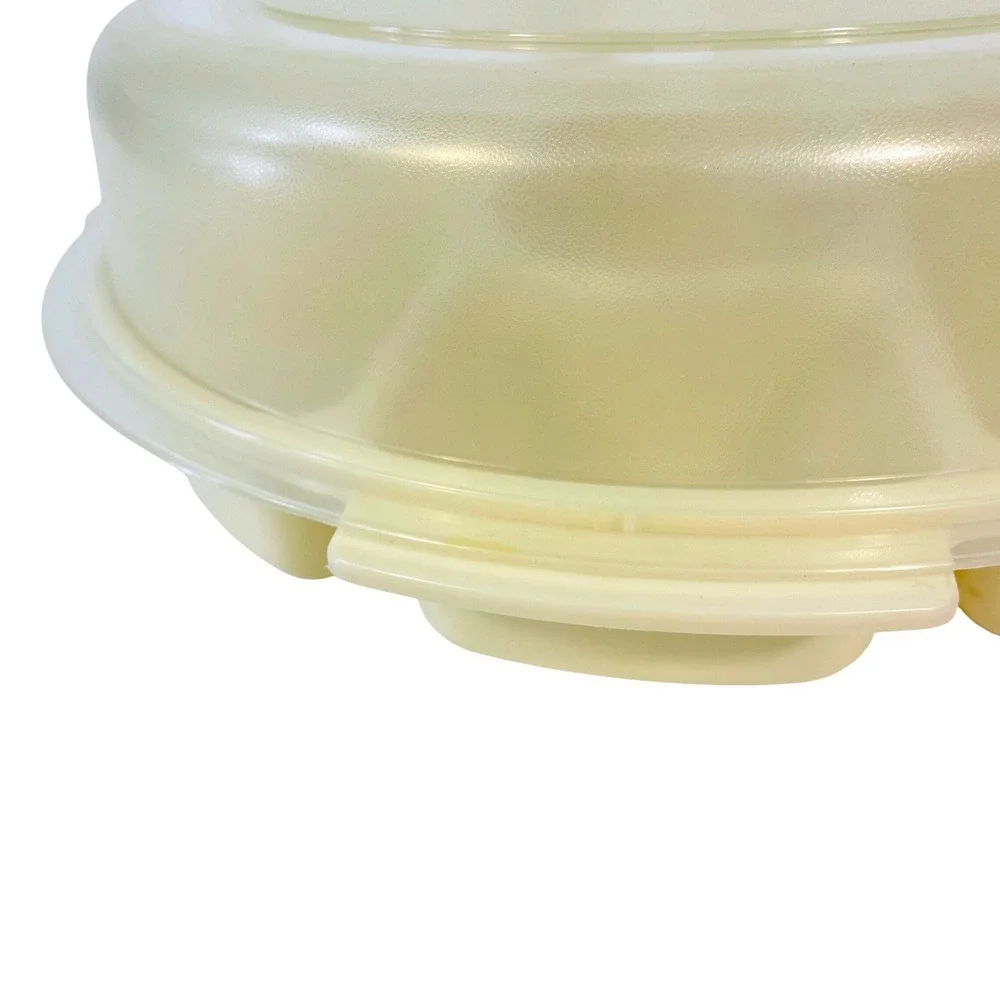 Vintage Rubbermaid Servin Saver Veggie Tray Round Domed Lid Almond‎ Grandmacore